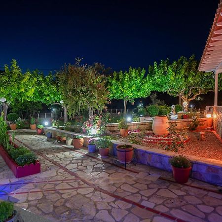 Rock Garden Villa Marantochori Екстер'єр фото