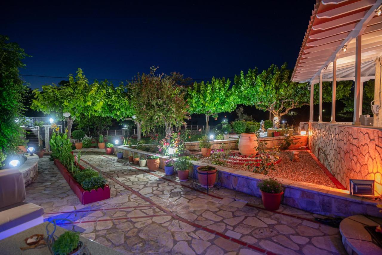 Rock Garden Villa Marantochori Екстер'єр фото