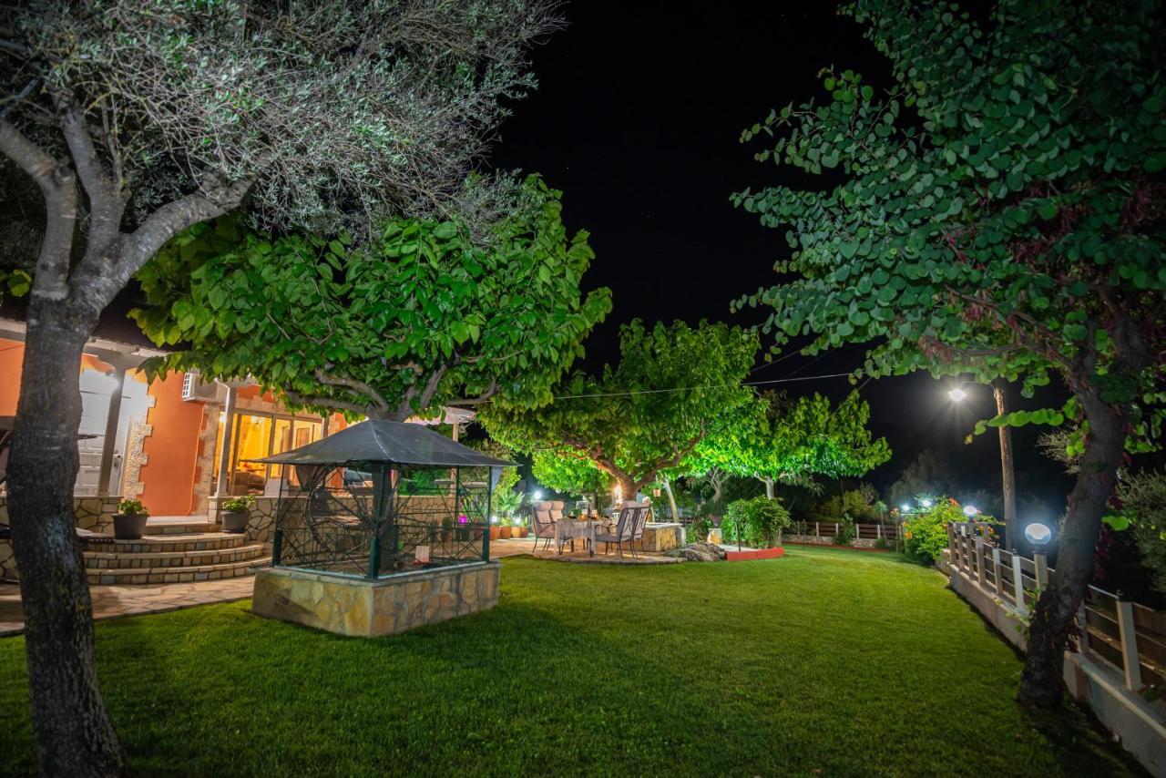 Rock Garden Villa Marantochori Екстер'єр фото