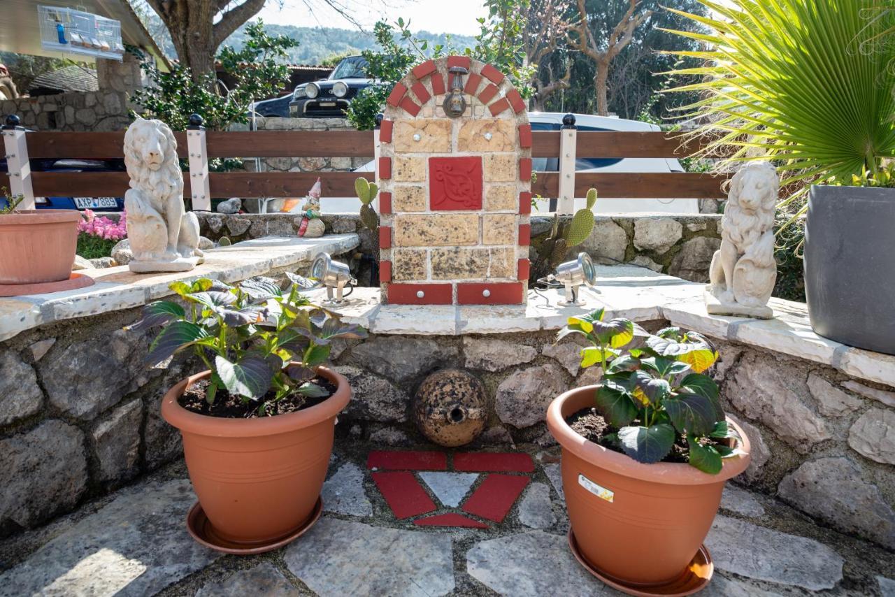 Rock Garden Villa Marantochori Екстер'єр фото