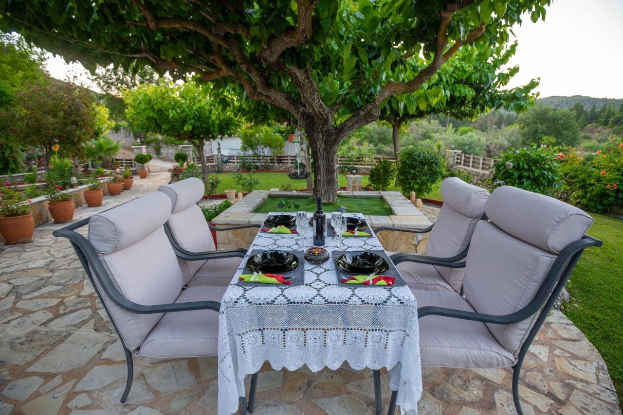 Rock Garden Villa Marantochori Екстер'єр фото
