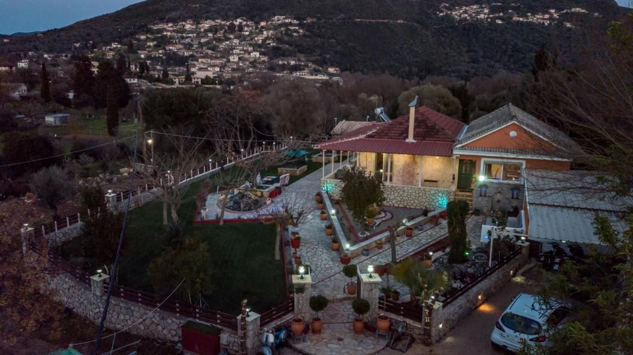 Rock Garden Villa Marantochori Екстер'єр фото