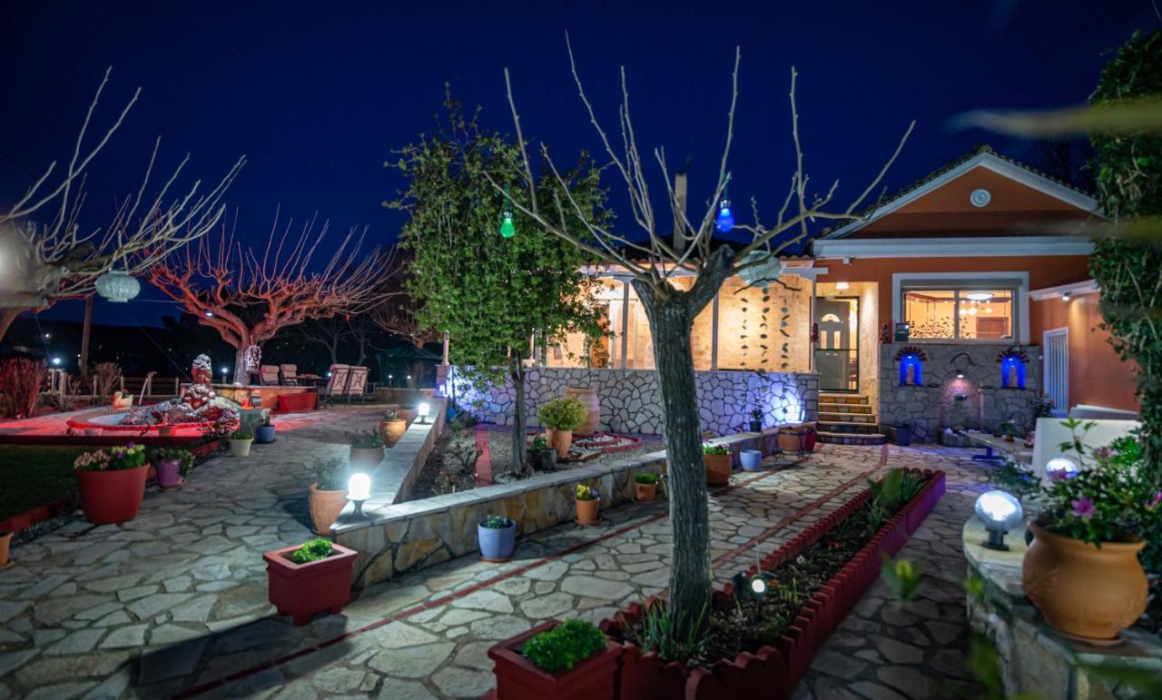 Rock Garden Villa Marantochori Екстер'єр фото